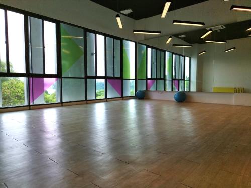 PuchongIsland WindyLakeViewStay3R2B8Pax AT DIsland - image 9