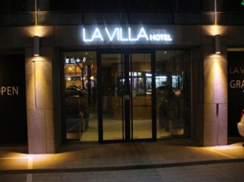 La Villa Hotel, Seoul