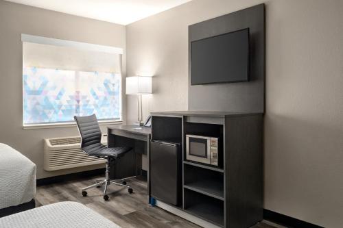 La Quinta by Wyndham Chicago Tinley Park - image 12