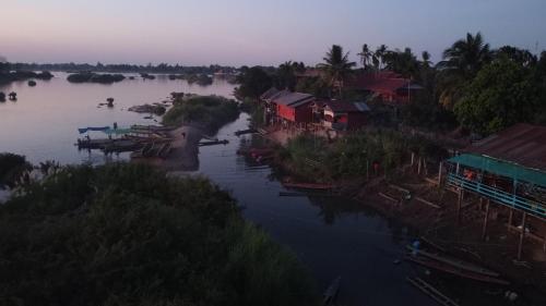 Sompong sunset view guest house in Muang Khong