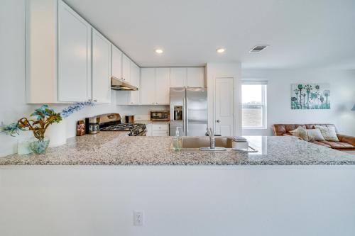 Pet-Friendly San Antonio Home about 9 Mi to Lackland! in San Antonio, USA