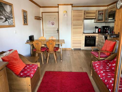 Primevere Chalets De La Vallee D'or - 3 Pièces pour 6 Personnes 54 Valloire