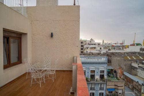 Penthouse with two terraces at the Old City [502], Montevideo (foto 7)