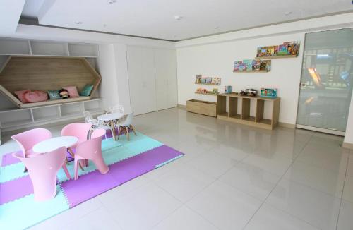 Edificio Duplo - Av. Brasil 840 Edificio Duplo - Av. Brasil 840