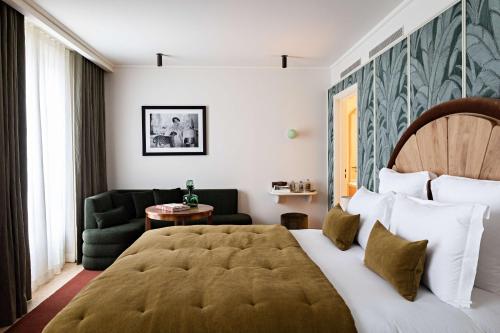 522804795 Hotel Florida Paris
