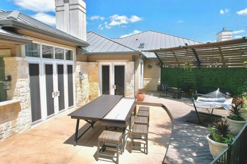 Reduced! New Vista, Chef Kitchen, Golf Course Vie in San Antonio, USA