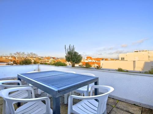 Apartment image 10