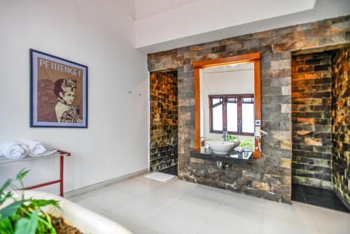 Melo Suites Hotel - image 3