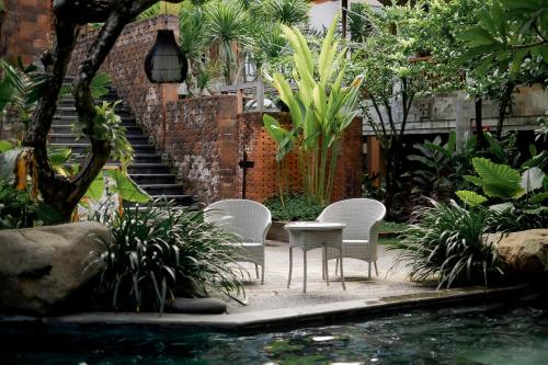 View, Fourteen Roses Boutique Hotel Legian in Kuta