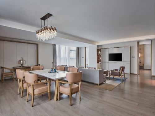 Crowne Plaza Chengdu Wuhou by IHG Crowne Plaza Chengdu Wuhou by IHG