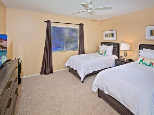 Two-Bedroom Apartment image 9