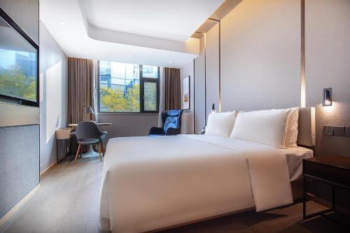 成都春熙路天府广场地铁站亚朵酒店 成都春熙路天府广场地铁站亚朵酒店