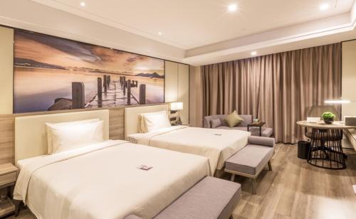 Atour Hotel Bantian Zhongcheng Shenzhen