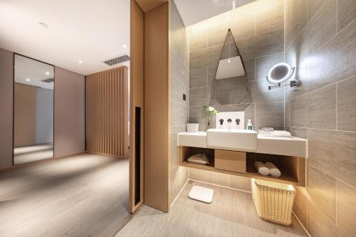 成都春熙路天府广场地铁站亚朵酒店 成都春熙路天府广场地铁站亚朵酒店