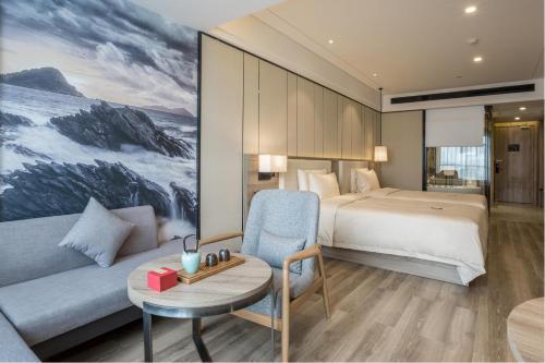 Atour Hotel Bantian Zhongcheng Shenzhen