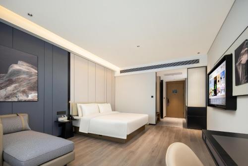 Atour Hotel Huizhou Huiyang New Metropolis