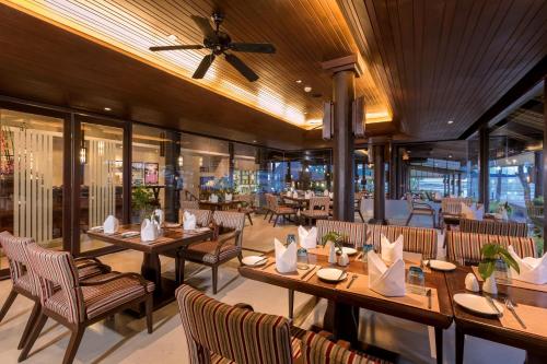 Restaurant, The Vijitt Resort Phuket in Rawai