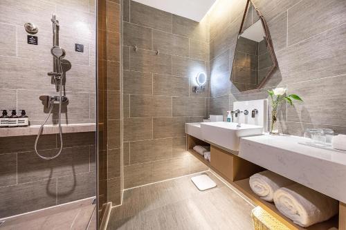 成都春熙路天府广场地铁站亚朵酒店 成都春熙路天府广场地铁站亚朵酒店