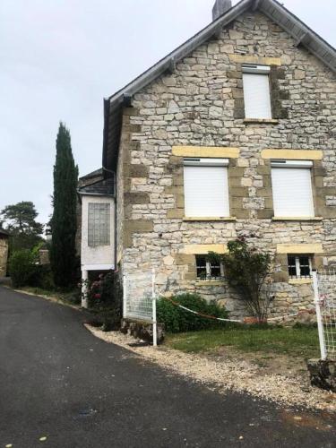 Gîte de France à Lissac sur Couze 2 épis - Gîte de France 4 personnes 584 - Location saisonnière - Lissac-sur-Couze