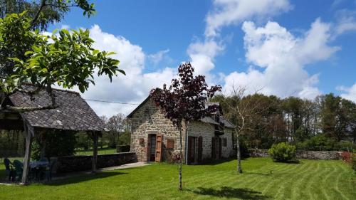 Gîte de France Gîte de la xaintrie 2 épis - Gîte de France 4 personnes 534 - Location saisonnière - Servières-le-Château