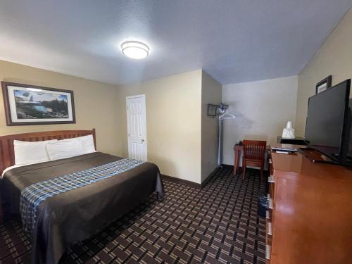 Tahoe Hacienda Inn image 19