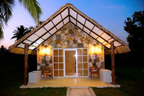 Coco Village Hotel Chilaw in Chilaw