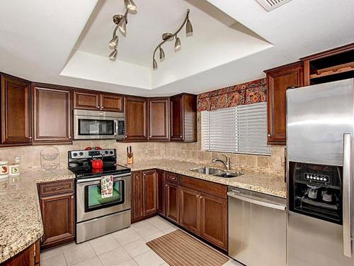 Two-Bedroom Apartment image 4