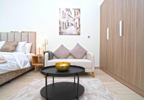 EasyGo - Azizi Riviera 17 Studio with Balcony - image 8