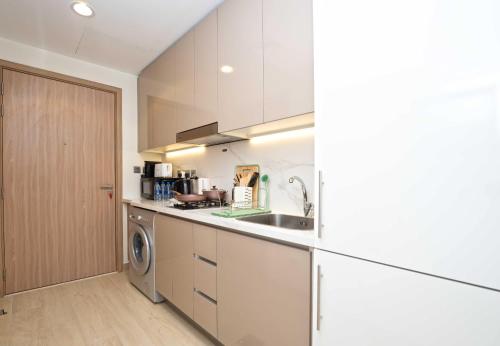 EasyGo - Azizi Riviera 17 Studio with Balcony - image 9