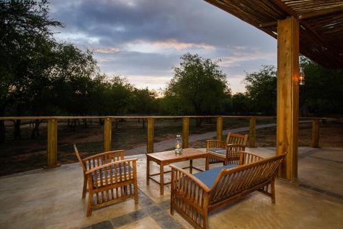 Kubu Bush Lodge