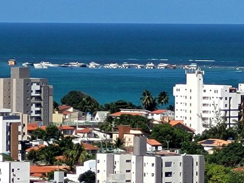Apartamento em Ponta de Campina a 600m da praia