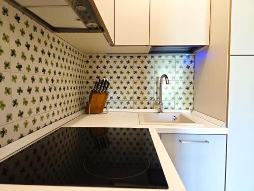Hostdomus - Color Apartment - Sestriere