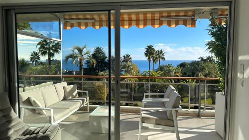 APPARTEMENT 2 chambres vue mer panoramique, proche Croisette Cannes - Location saisonnière - Vallauris