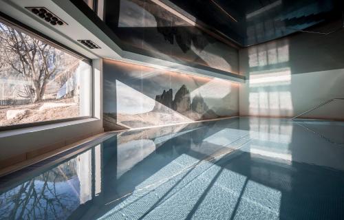 Hotel Alpenhof - image 8