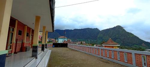 Bromo Holiday Guest House