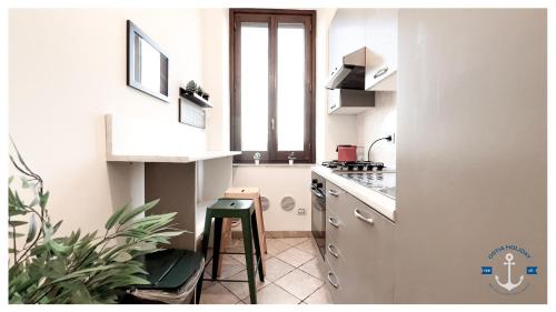 One-Bedroom Apartment image 7