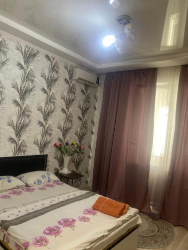 Золотой квадрат, Almaty