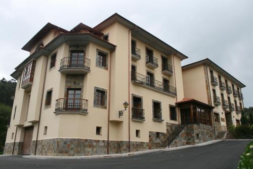 Hotel Valle Las Luiñas - image 2