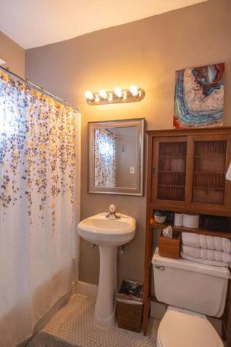 Midtown Bohemian Retreat Midtown Bohemian Retreat