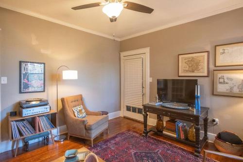 Midtown Bohemian Retreat Midtown Bohemian Retreat