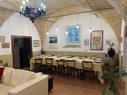 Palazzo Capparucci - Dimora storica - Guest House