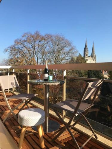 Appartement avec parking et balcon vue Cathédrale - Location saisonnière - Chartres