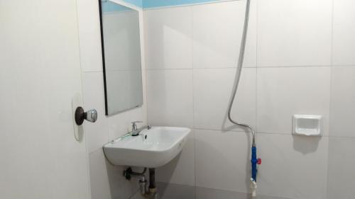 ELEN INN - Malapascua Island - Private Fan room with shared bathroom #5