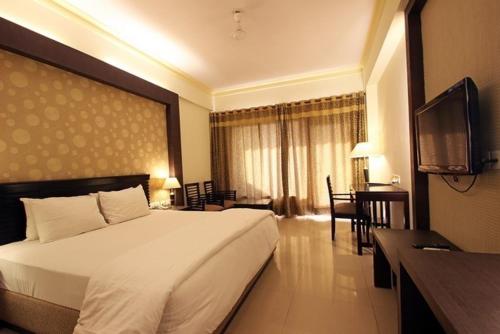 Shiva Oasis Resort, Neemrana