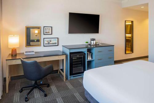 King Room image 2