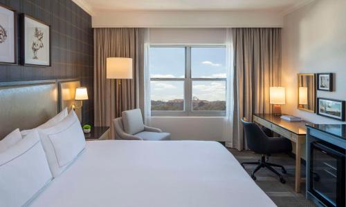 Hilton San Antonio Hill Country - image 4