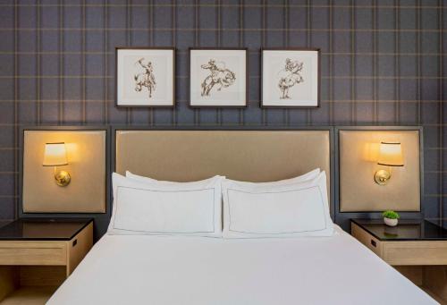 King Room image 5