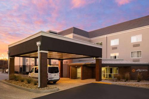 La Quinta by Wyndham Knoxville Airport