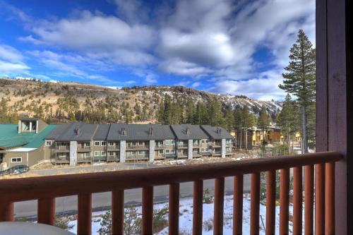 Balcony/terrace, Kirkwood Mountain Resort Properties in Kirkwood (CA)