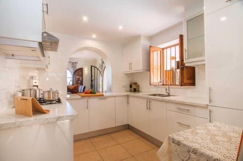 Villa Ebro - Plusholidays - image 10